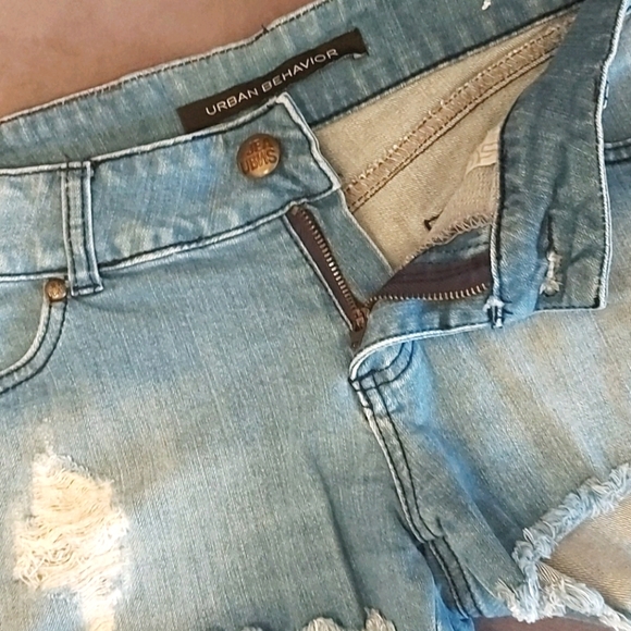 Women's Denim Shorts🛍 - Picture 8 of 9